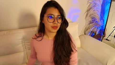 Rebeca Williams online show from 02.02.25