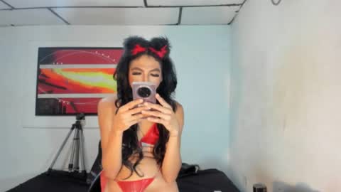 Snapshot of rebecabanks chatting on 07.27.26 rebecabanks online show from 07.27.26