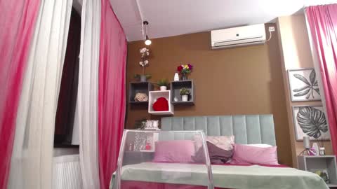 rebecablackx online show from 12.19.24