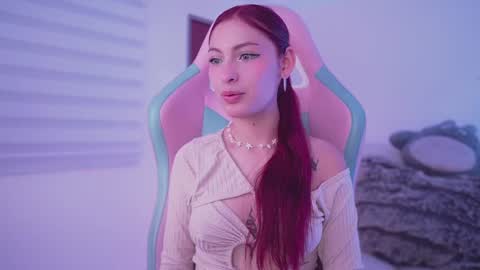 Snapshot of rebecah_1 chatting on 10.07.25 Rebeca online show from 10.07.25