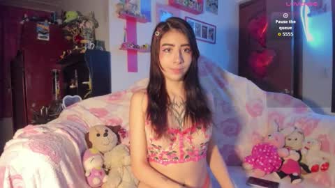 Snapshot of rebecahart chatting on 02.14.26 Rebecca online show from 02.14.26