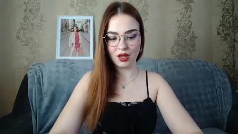 Snapshot of rebecca_ccaa chatting on 03.01.25 Rebecca online show from 03.01.25