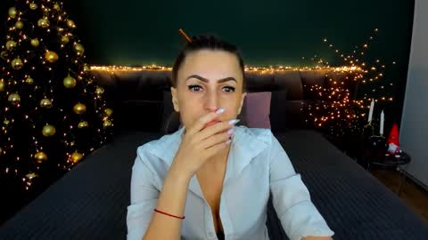 rebecca_diamonds online show from 12.22.25