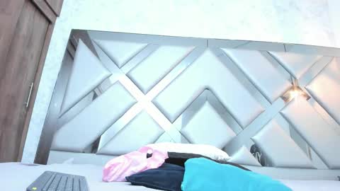 Snapshot of rebeccamitchell_ chatting on 02.22.26 rebeccamitchell_ online show from 02.22.26