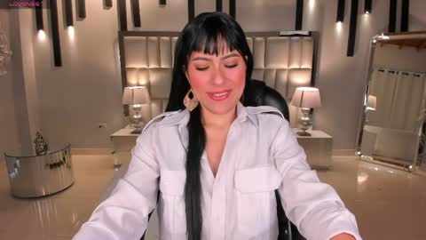 Snapshot of rebeccawestx chatting on 05.23.26 Rebecca West online show from 05.23.26