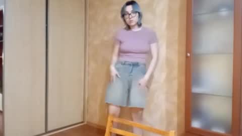 Zoe online show from 02.08.26