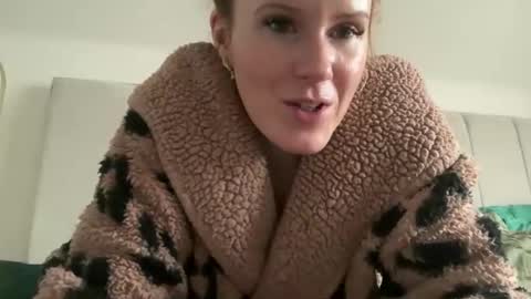 Snapshot of red_head_rosie_69 chatting on 12.04.25 Rosie online show from 12.04.25