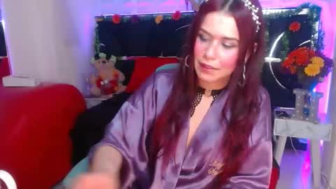 Snapshot of red_moon_1 chatting on 02.02.25 Luna online show from 02.02.25