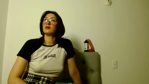 IG   OF red moonn online show from 02.10.25