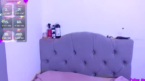 IG   OF red moonn online show from 02.27.25