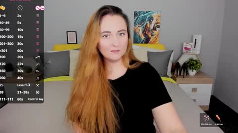 Lessy Fox online show from 12.05.25