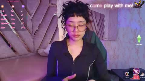 Snapshot of red_pandaa chatting on 05.21.26 red_pandaa online show from 05.21.26