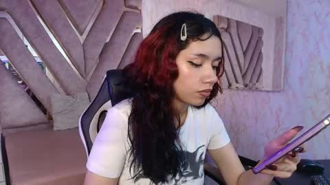 Snapshot of red_pandaa chatting on 05.29.26 red_pandaa online show from 05.29.26
