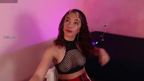 red_velvett0 online show from 11.24.25