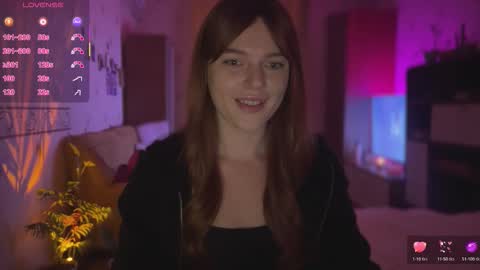 Snapshot of redaplle2 chatting on 12.02.25 redaplle2 online show from 12.02.25