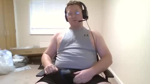 Snapshot of redbwc96 chatting on 11.20.25 redbwc96 online show from 11.20.25