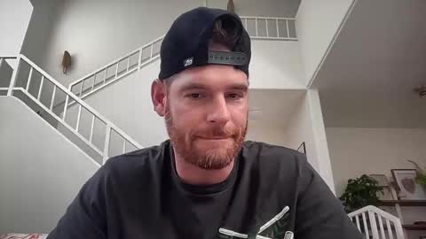 Snapshot of reddead7100 chatting on 10.28.25 reddead7100 online show from 10.28.25