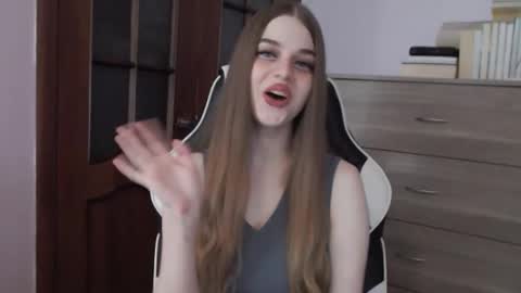 Lily online show from 01.06.26