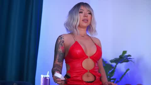 Lara online show from 05.20.26