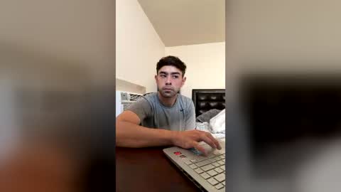 RedManMoans online show from 06.15.26