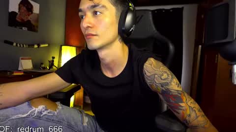 Red online show from 02.11.25