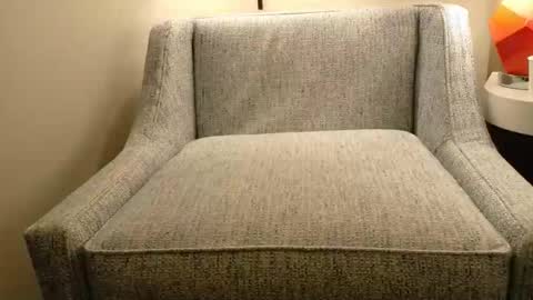 Reds Riding the Wolf online show from 10.25.25