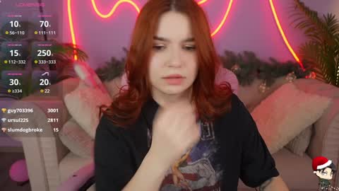 Snapshot of redshinee chatting on 12.28.24 Mati online show from 12.28.24