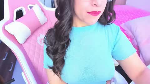 Snapshot of redski77 chatting on 02.11.26 redski77 online show from 02.11.26