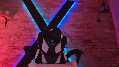   online show from 09.10.25