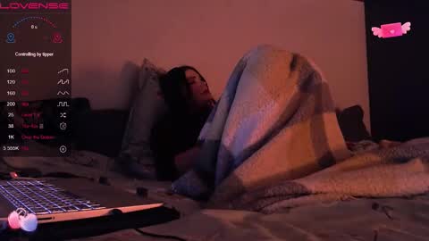 Red online show from 11.15.25