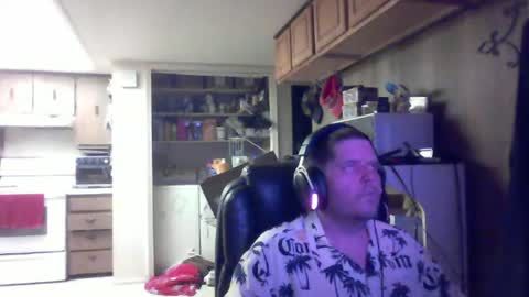 Snapshot of reecoiled chatting on 06.22.26 reecoiled online show from 06.22.26