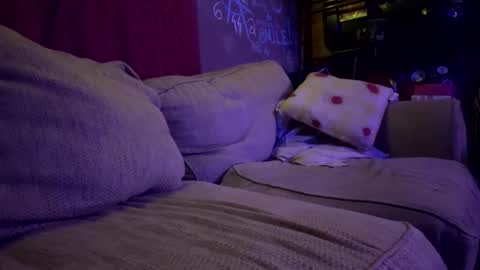 Lee online show from 04.09.26