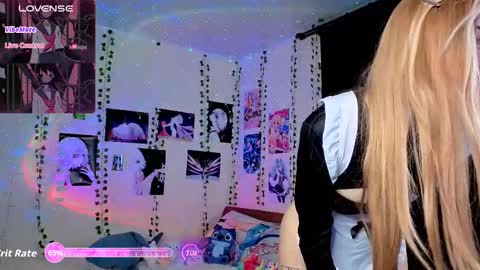 Snapshot of reflexxxia_ chatting on 11.04.25 Reflexxxia online show from 11.04.25