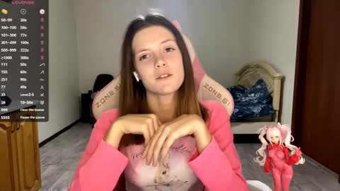 Lucy online show from 09.22.25