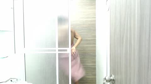 Regi  online show from 02.03.25