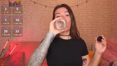 Snapshot of reginahawkinss chatting on 11.12.25 ReginaHawkinss online show from 11.12.25