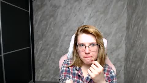 Regina online show from 03.09.25