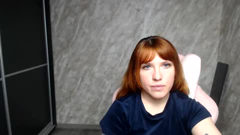 Snapshot of reginasmilee chatting on 03.07.26 Regina online show from 03.07.26