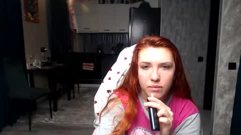 Snapshot of reginasmilee chatting on 03.20.26 Regina online show from 03.20.26