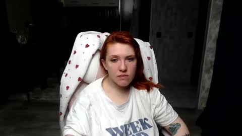 Snapshot of reginasmilee chatting on 03.22.26 Regina online show from 03.22.26