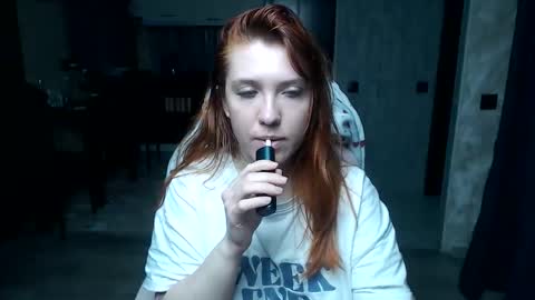 Snapshot of reginasmilee chatting on 03.23.26 Regina online show from 03.23.26