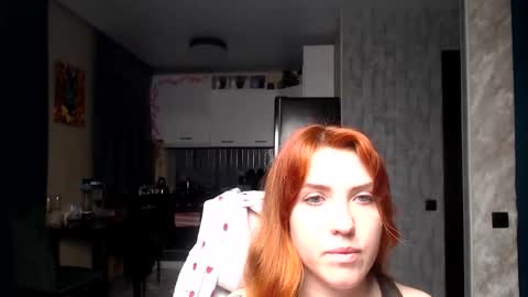 Snapshot of reginasmilee chatting on 03.24.26 Regina online show from 03.24.26