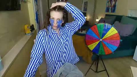 Snapshot of reginasparkle chatting on 03.16.26 Regina online show from 03.16.26