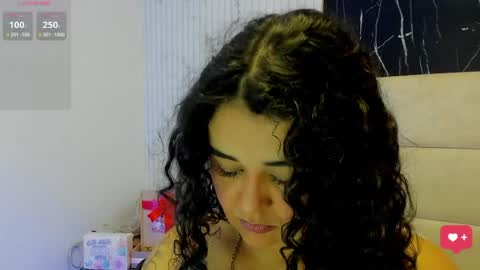 Snapshot of reginavegaa chatting on 06.05.26 reginavegaa online show from 06.05.26