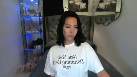 reighnempress online show from 04.11.26