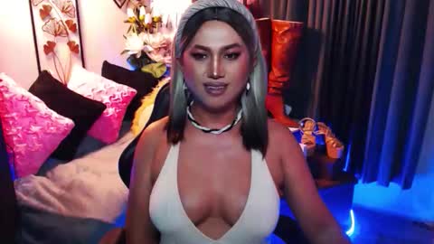 Red Ivy online show from 03.29.26