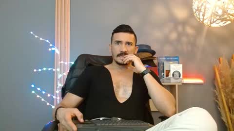 Snapshot of reiko_85_ chatting on 02.22.26 REIKO online show from 02.22.26