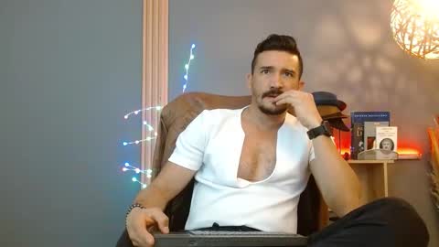 Snapshot of reiko_85_ chatting on 02.28.26 REIKO online show from 02.28.26