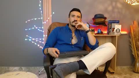 Snapshot of reiko_85_ chatting on 03.02.26 REIKO online show from 03.02.26