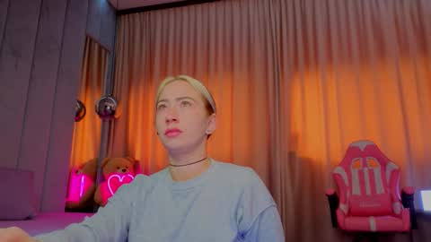 reina cummings online show from 11.17.25